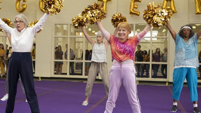 Diane Keaton and Jacki Weaver in a scene from the movie Poms. Roadshow Pictures. 