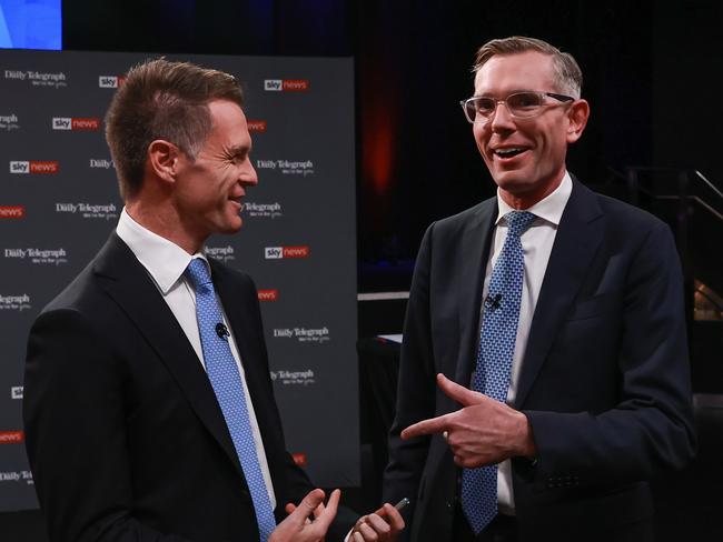 22, March, 2023.NSW Labor leader, Chris Minns, and NSW Premier Dominic Perrottet, meet at the start of The NSW PeopleÃs Forum. Sky News televised debate, at Penrith Panthers Rugby Leagues Club, Penrith, tonight.Picture: Justin Lloyd.