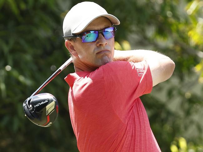 MELBOURNE, AUSTRALIA - DECEMBER 04: Adam Scott plays his tee shot on the 2nd hole during Day 4 of the 2022 ISPS HANDA Australian Open at Victoria Golf Club on December 04, 2022 in Melbourne, Australia. (Photo by Darrian Traynor/Getty Images)