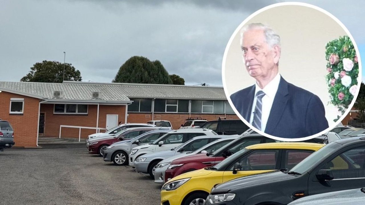 Geelong Revival Centre Noel Hollins funeral mourners gather in Norlane ...