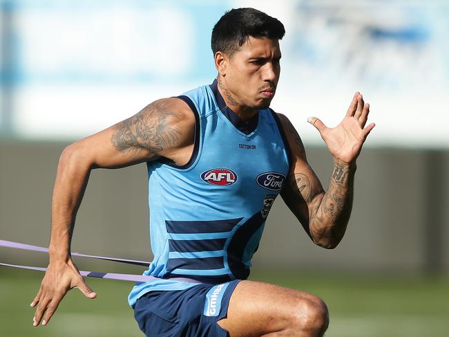 Tim Kelly at Cats training. Picture: Alison Wynd