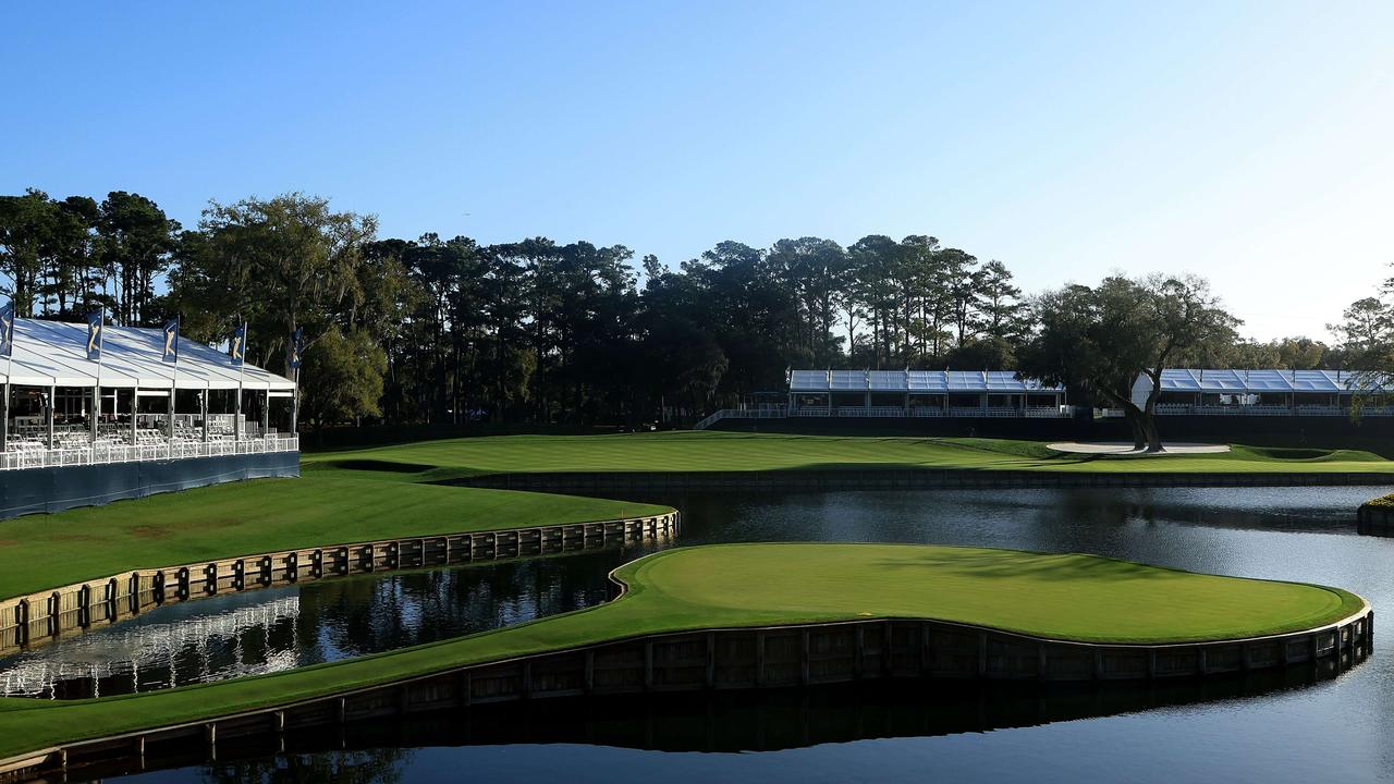PONTE VEDRA BEACH, FLORIDA - MARCH 07: A general view of the 17th hole during practice a round prior to THE PLAYERS Championship at the TPC Sawgrass Stadium course on March 07, 2022 in Ponte Vedra Beach, Florida. Sam Greenwood/Getty Images/AFP == FOR NEWSPAPERS, INTERNET, TELCOS &amp; TELEVISION USE ONLY ==