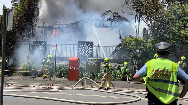 Cafe Topiary in Rawson St Epping burned down to the ground.