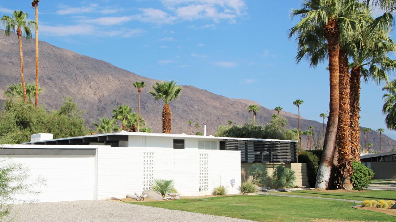 So quintessentially Palm Springs.