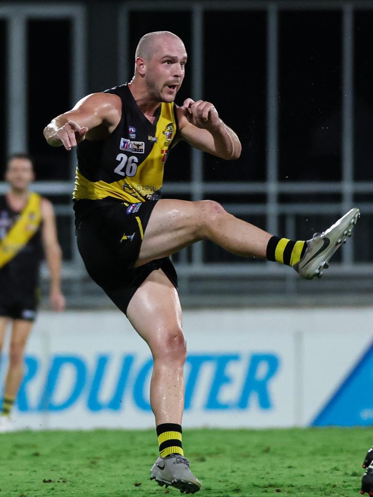 Riley Baldi playing for the Nightcliff Tigers in the 2024-25 NTFL season. Picture: Celina Whan / AFLNT Media