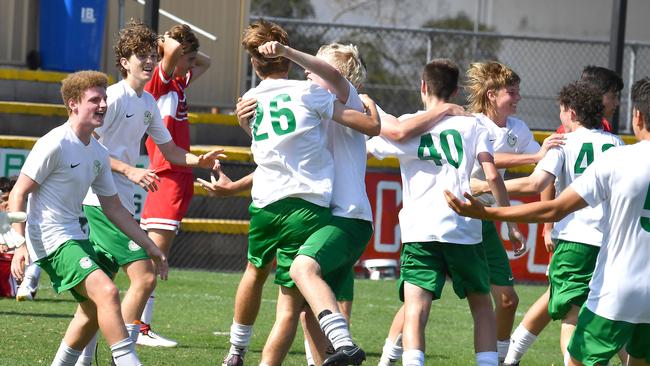 Cavendish road state high celebrate the win Palm Beach Currumbin state high. Picture, John Gass