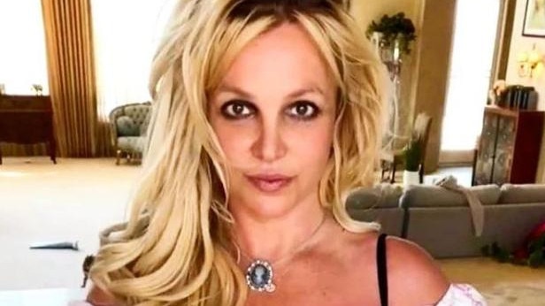 Britney Spears was seen without her wedding ring.