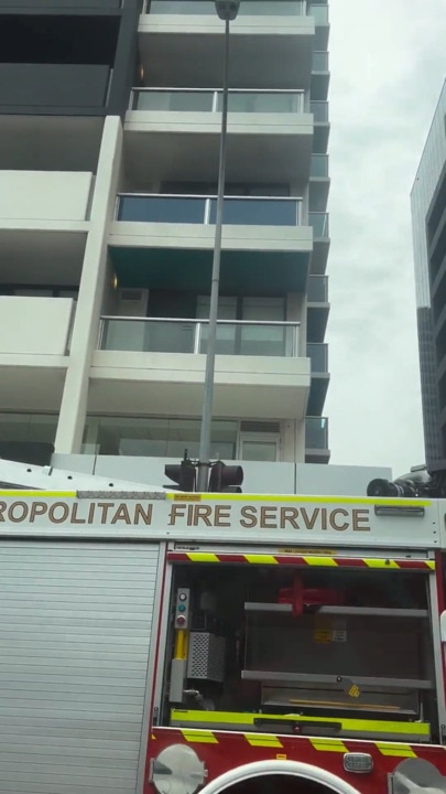 Fire erupts in Adelaide CBD apartment as dozens evacuated