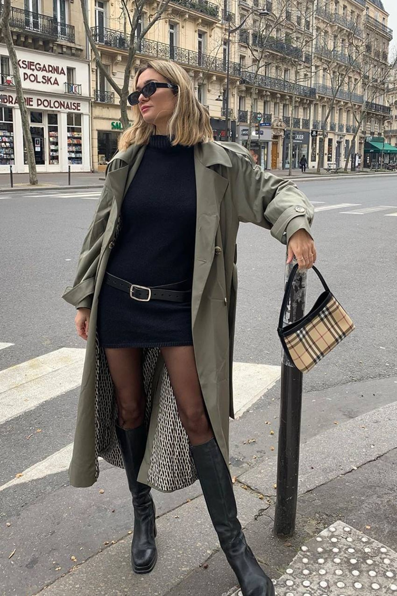 How French Women Look Après-Ski Chic This Winter