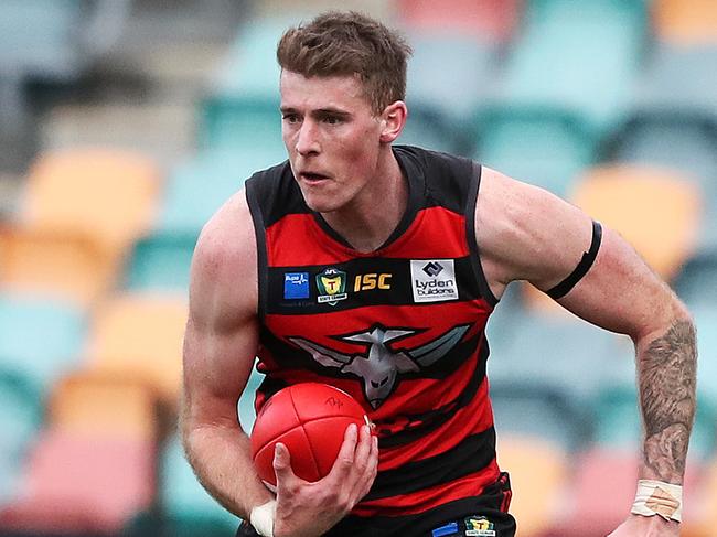 Sam Siggins of Lauderdale in the Tasmanian State League qualifying final against Glenorchy. Picture: NIKKI DAVIS-JONES