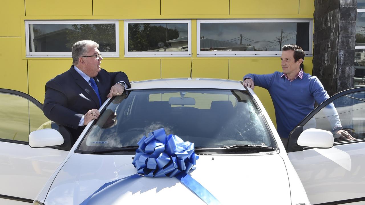 Derek Tuffield (left) and Morgan Ruiz. Cheap Cars donate a car to Lifeline to be given to a family in need. September 2018