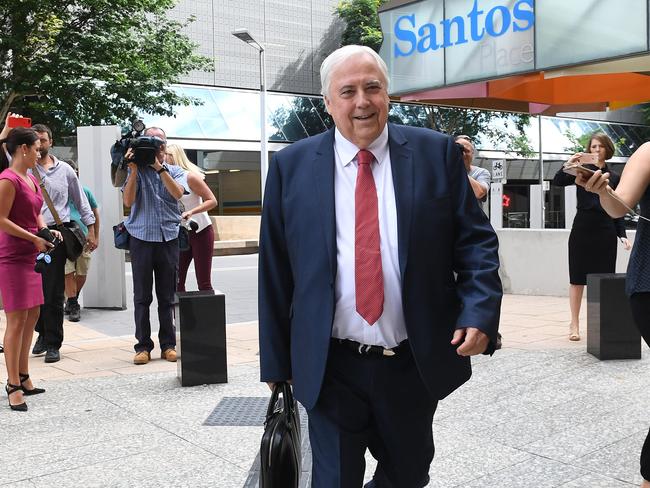 Clive Palmer is seen on arrival to the Federal Court in Brisbane, Wednesday, Feb. 15, 2017. Liquidators are resuming their examination of former federal MP Clive Palmer, over the collapse of Queensland Nickel. (AAP Image/Dave Hunt) NO ARCHIVING