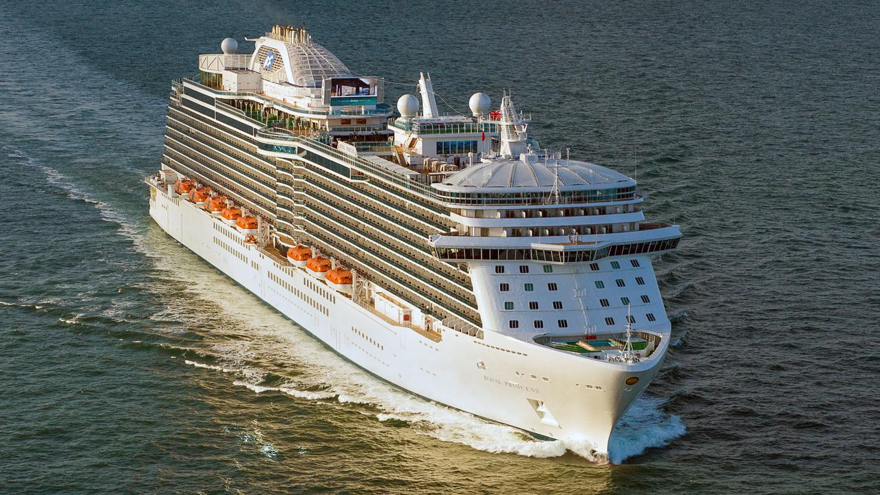 Planes carrying Royal Princess cruise ship passengers collide, killing