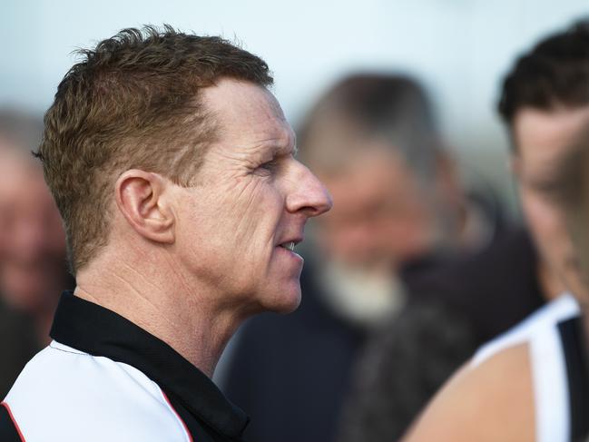 Ringwood coach Brett Rowe in the huddle. Picture: James Ross/AAP