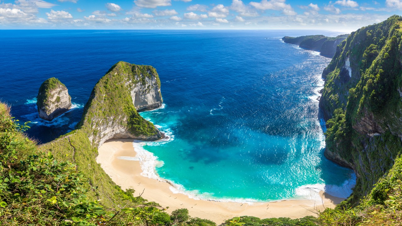 Flights to the sun drenched beaches of Bali have plummeted in price. Picture: iStock