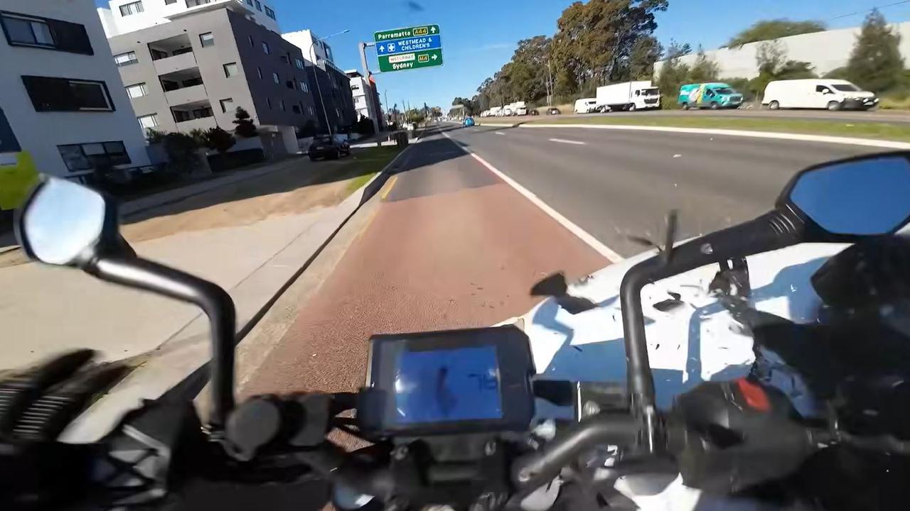 Motorcyclist’s bus lane act divides Aussies