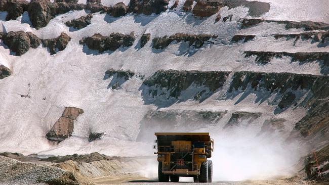 Anglo American’s Los Bronces copper mine in central Chile remains the prize for BHP. Picture: Alejandra Parra/Bloomberg News