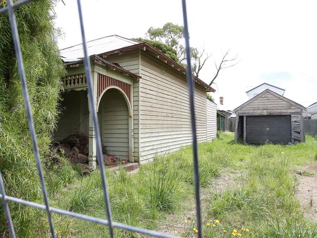 136 Hope St, Geelong West. Part two of a series on Geelong eyesores, this time focusing on properties nominated by readers. Picture: Alan Barber