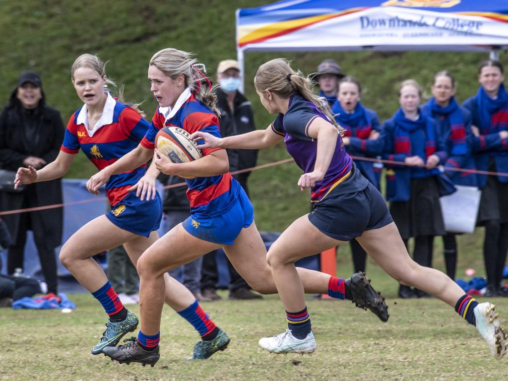 Jess Fitzgibbons for Downlands. Selena Worsley Shield game2. Girl's rugby 7s Downlands vs Glennie. Saturday, August 6, 2022. Picture: Nev Madsen.