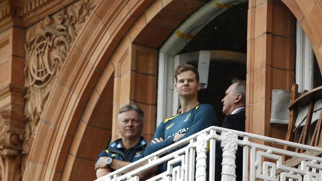 LONDON, ENGLAND - AUGUST 14: Steve Smith of Australia and Steve Waugh, Australian Team Mentor, look on as rain delays the start of play during day one of the 2nd Specsavers Ashes Test between England and Australia at Lord's Cricket Ground on August 14, 2019 in London, England. (Photo by Ryan Pierse/Getty Images)