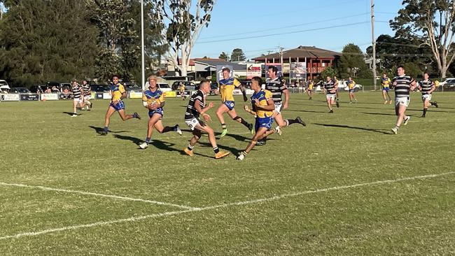 Warilla-Lake South Gorillas hooker Samuel Hooper goes in to score against the Berry Shoalhaven Heads Magpies. Photo: Kevin Merrigan