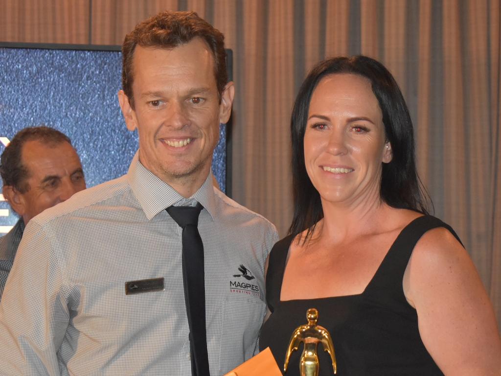 Magpies Sporting Club general manager Darren Smith (left) and runner up volunteer of the year Mandy Hughes at Magpies awards night, October 29, 2021. Picture: Matthew Forrest