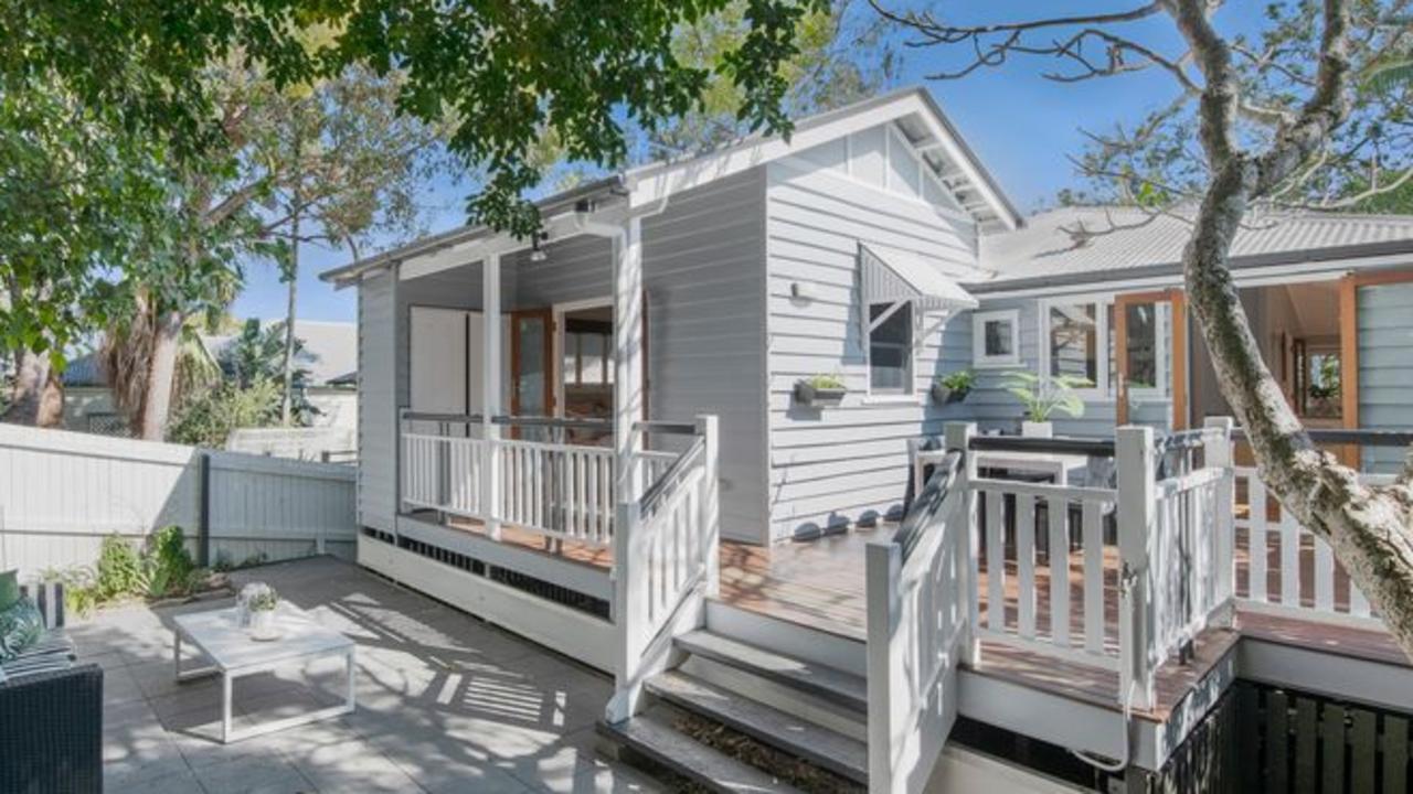 This two-bedroom cottage at 17 Ella St, Red Hill, sold for $865,000.