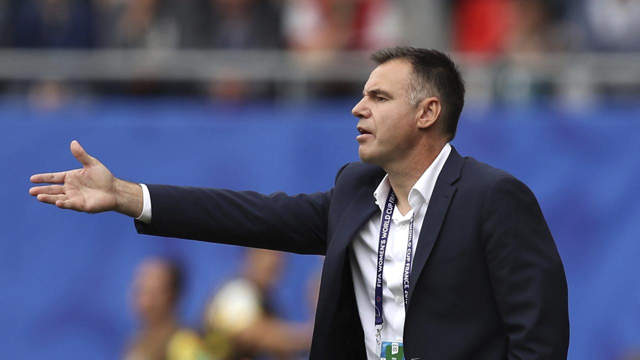 Australia's head coach Ante Milicic (AP Photo/Francisco Seco)