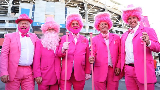 Fans wearing pink outside the SCG today. Picture: Brett Costello