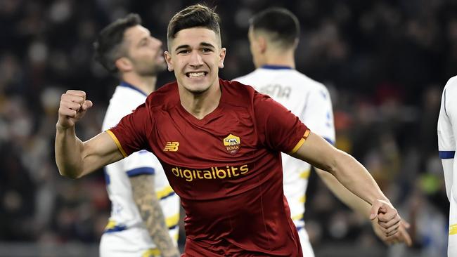 OLIMPICO STADIUM, ROME, ITALY - 2022/02/19: Cristian Volpato of AS Roma celebrates after scoring the goal of 1-2 for his side during the Serie A football match between AS Roma and Hellas Verona. AS Roma and Hellas Verona drew 2-2. (Photo by Antonietta Baldassarre/Insidefoto/LightRocket via Getty Images)