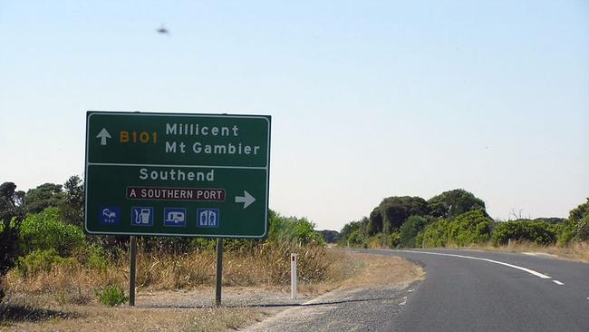 A $400,000 upgrade will go ahead for the Southern Ports Highway and Southend Access Rd intersection.