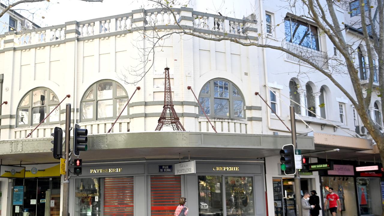 Street scene of the Cafe de la Fontaine, 1A Darlinghurst Road, Potts Point has been classified as an exposure site. Picture: NCA NewsWire / Jeremy Piper