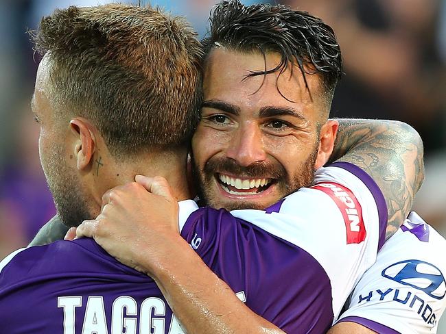 PERTH, AUSTRALIA - OCTOBER 22:  Adam Taggart of the Glory celebrates a goal with Xavier Torres during the round three A-League match between Perth Glory and the Central Coast Mariners at nib Stadium on October 22, 2017 in Perth, Australia.  (Photo by Paul Kane/Getty Images)