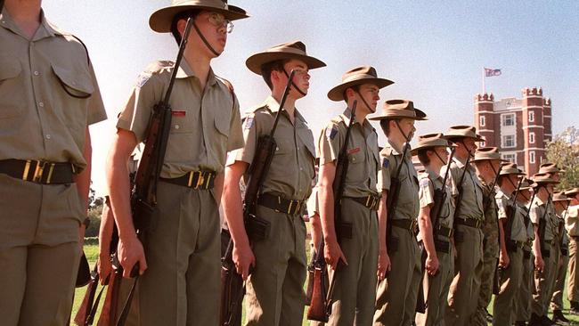 Former Victorian premier Jeff Kennett has backed calls to reinstate national service