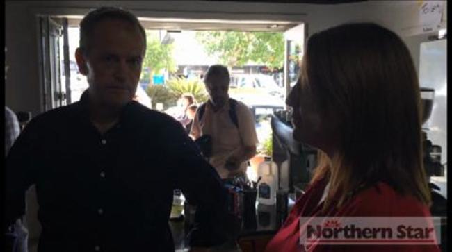 Bill Shorten meets Lismore residents 