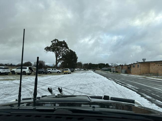 Qld remains on snow watch while it has fallen in Guyra, south of the border. Picture: SEQ weather photography Chris McFerran.