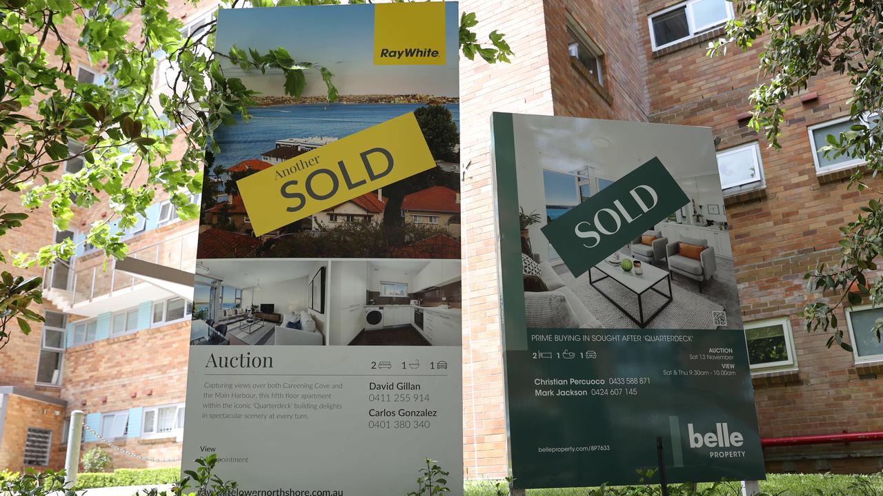 House prices are still rising slowly in some areas. Picture: NCA NewsWire / David Swift