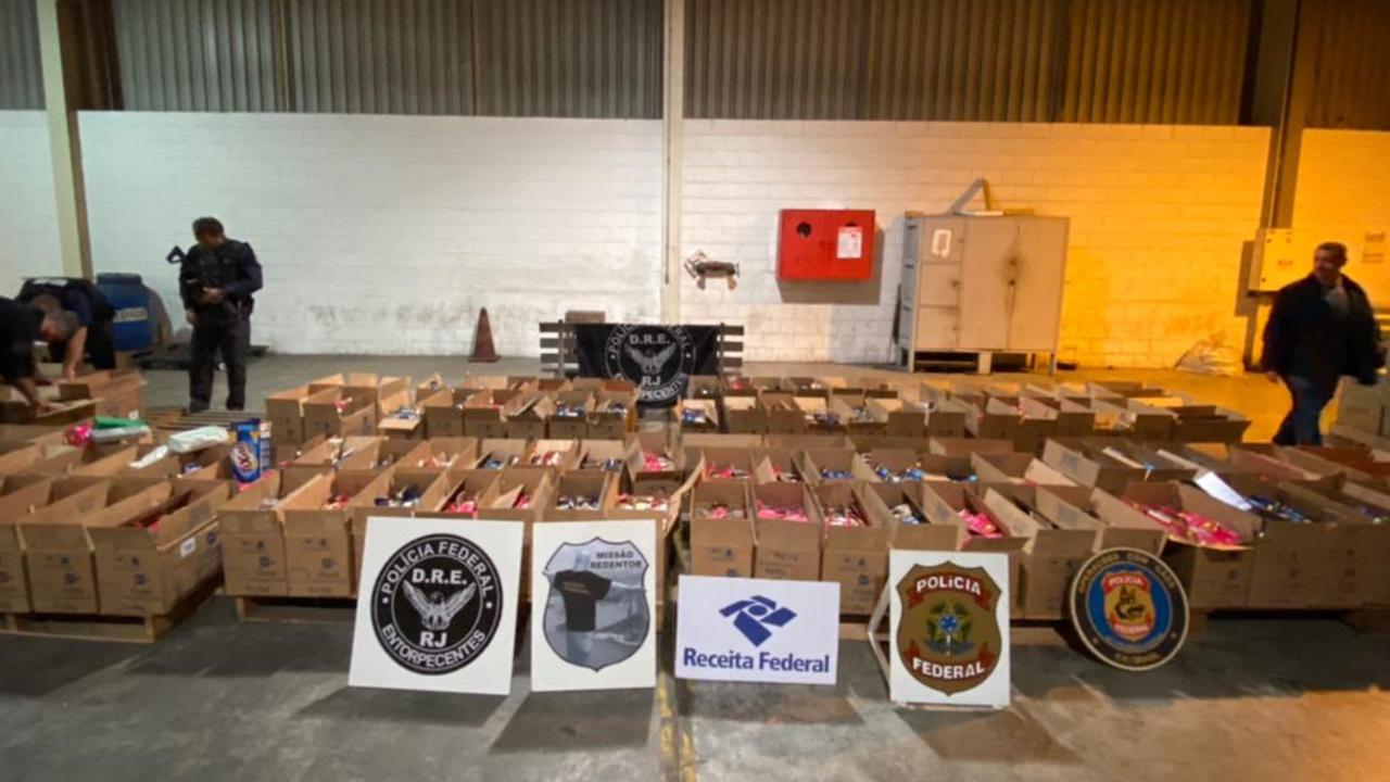 Brazil's Federal Police seized a stack of packages containing about five tons of cocaine at the port of Rio de Janeiro on October 5 in one of the Brazil's largest drug seizures. Picture: Brazilian Federal Police/AFP