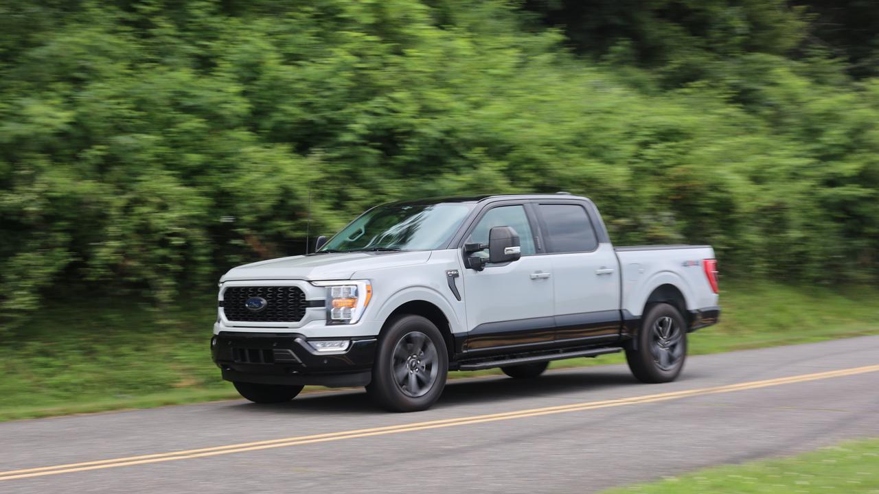 Heritage Edition models in the US have two-tone paint.