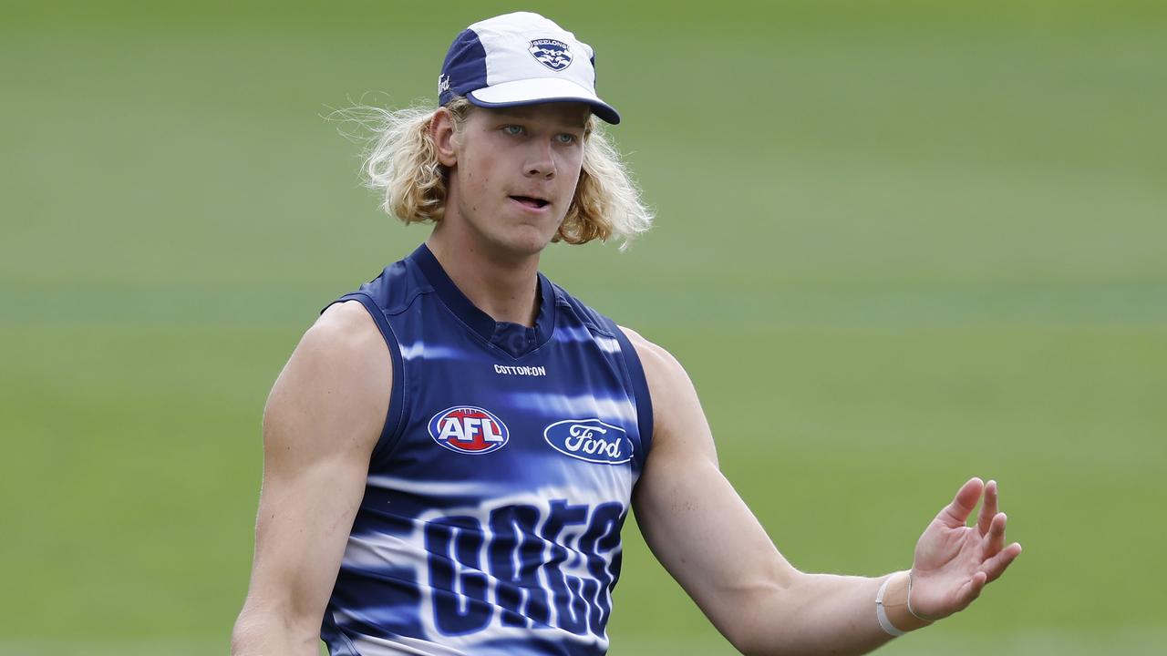 Expert trades: Phantom’s ‘easy call’ on SuperCoach backline bargain