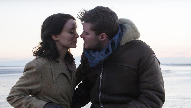 Rooney Mara and Jack Reynor in The Secret Scripture.