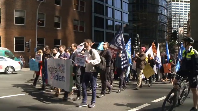 Riders protest food delivery working conditions