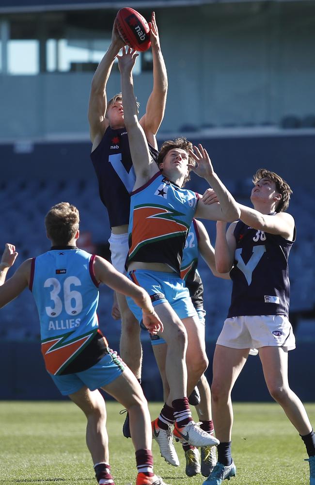 Fischer McAsey marking for Vic Metro this year.