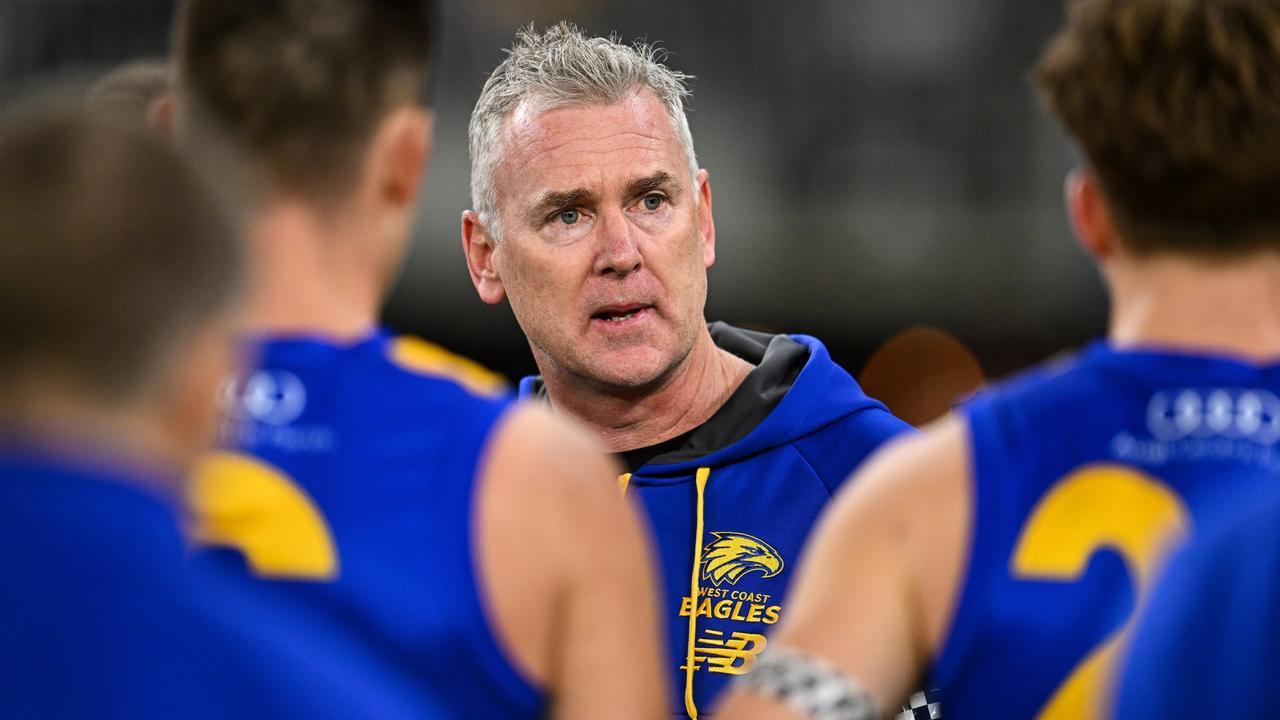 Adam Simpson, senior coach of the Eagles, addresses his team. Picture: Daniel Carson/AFL Photos via Getty Images