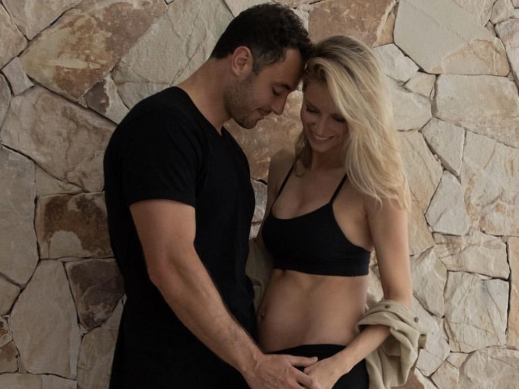 Jen Hawkins in her Instagram post where she announced the fact she is expecting her first child. Picture: @jenhawkins/Instagram 