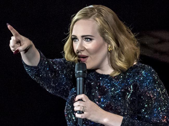 VERONA, ITALY - MAY 28: Adele performs at Arena di Verona on May 28, 2016 in Verona, Italy. (Photo by Francesco Prandoni/Getty Images)