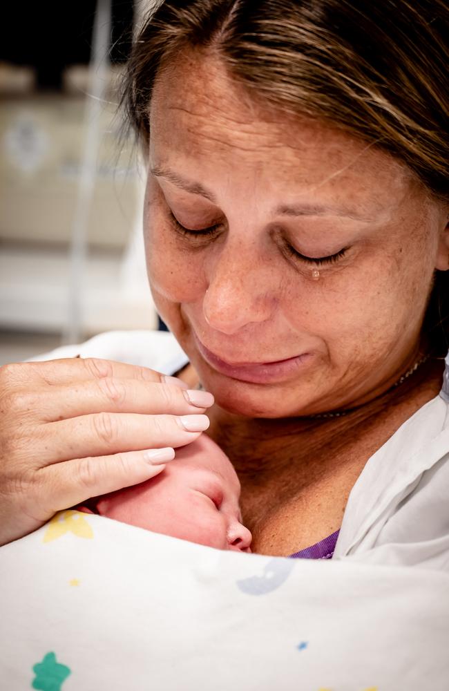 Dinah De Regt with Brianna. Picture: Selena Rollason/Brisbane Birth Photography