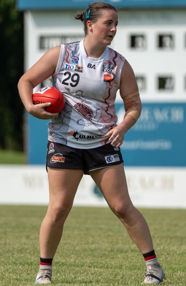 Southern Districts' Maddi Shaw with the ball (#29). Picture: AFLNT Media / Tymunna Clements.