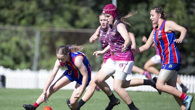 Wilston Grange and Jimboomba in action in under 17s. (AAP Image/Renae Droop)