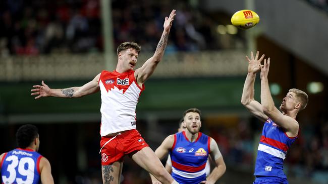 Sydney's Peter Ladhams (left) appears likely to return from thumb surgery via the VFL. Picture: Phil Hillyard